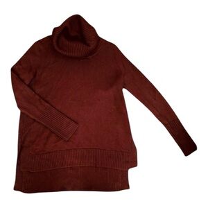 Tahari Merino Wool Blend Deep Burgundy Turtleneck Sweater Size M